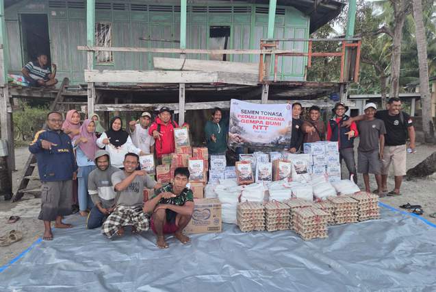 PT Semen Tonasa Salurkan Bantuan untuk Korban Bencana di Manggarai Barat - NTT