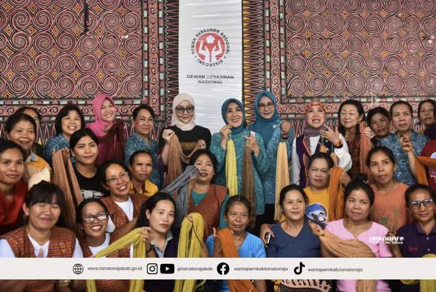 Tenun Tana Toraja Didorong Naik Kelas, Dekranas Bekali Pengrajin dengan Ilmu Bisnis dan Produksi