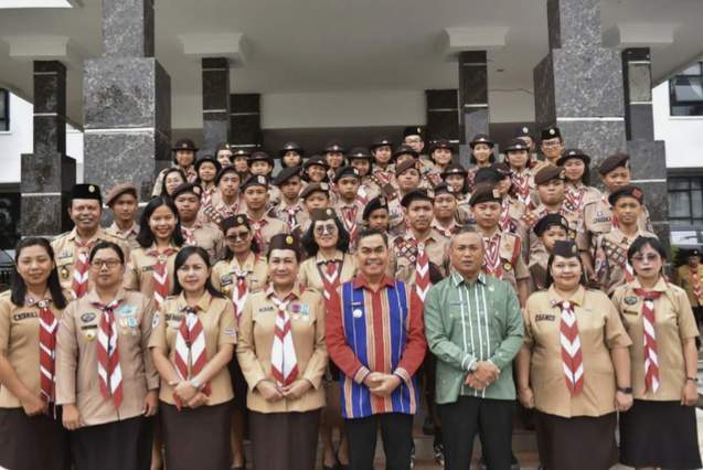 Bupati Zadrak Lepas Kontingen Pramuka ke Jamnas XII di Cibubur