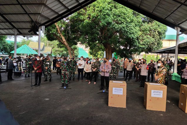 Panglima TNI dan Kapolri Tinjau Pelaksanaan Isolasi Terintegrasi (Isoter) di Asrama Haji Sudiang Makassar