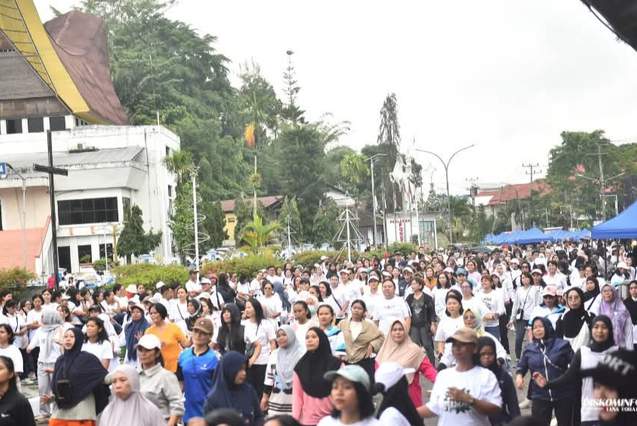 Fun Walk-CFD HUT Korpri di Tana Toraja, Dorong ASN dan Masyarakat Gemar Berolahraga